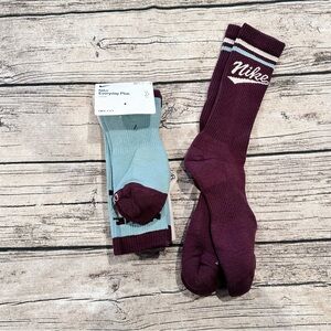 NWT (But Opened) Nike Men's Maroon & Light Blue Athletic Crew Socks Size 8-12